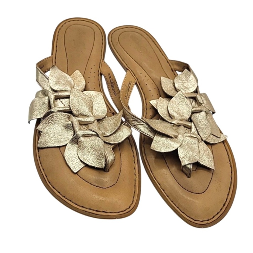 VTG Born Crown Sandals Flat Shoes Thongs Flip-Flops GOLD LEATHER FLOWER Petals 8
